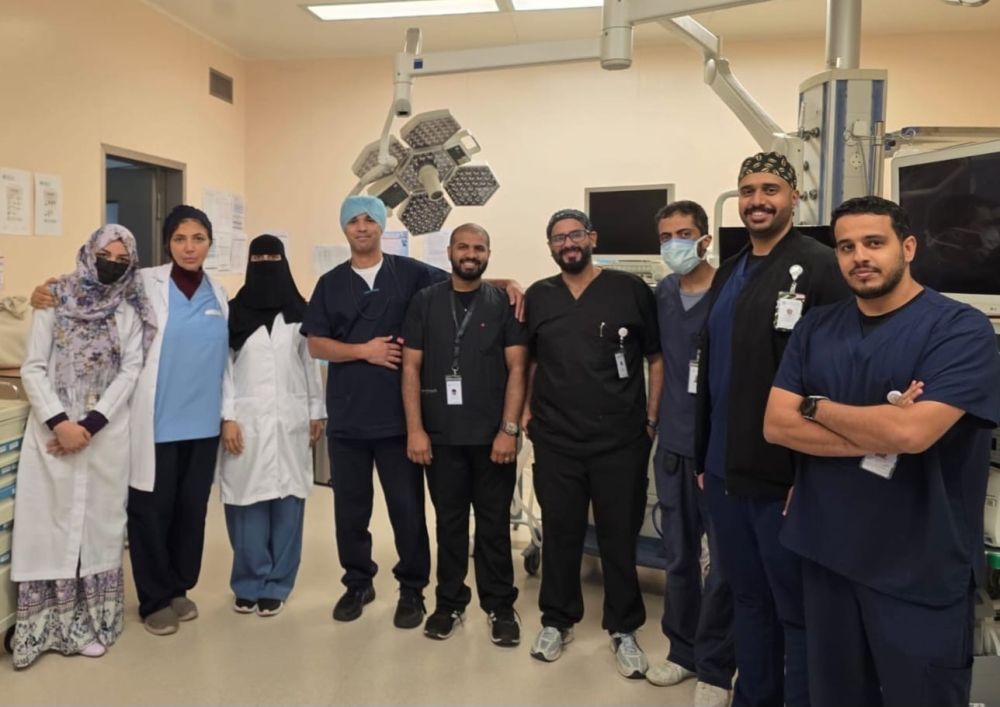 استئصال سرطان المعدة بالمنظار