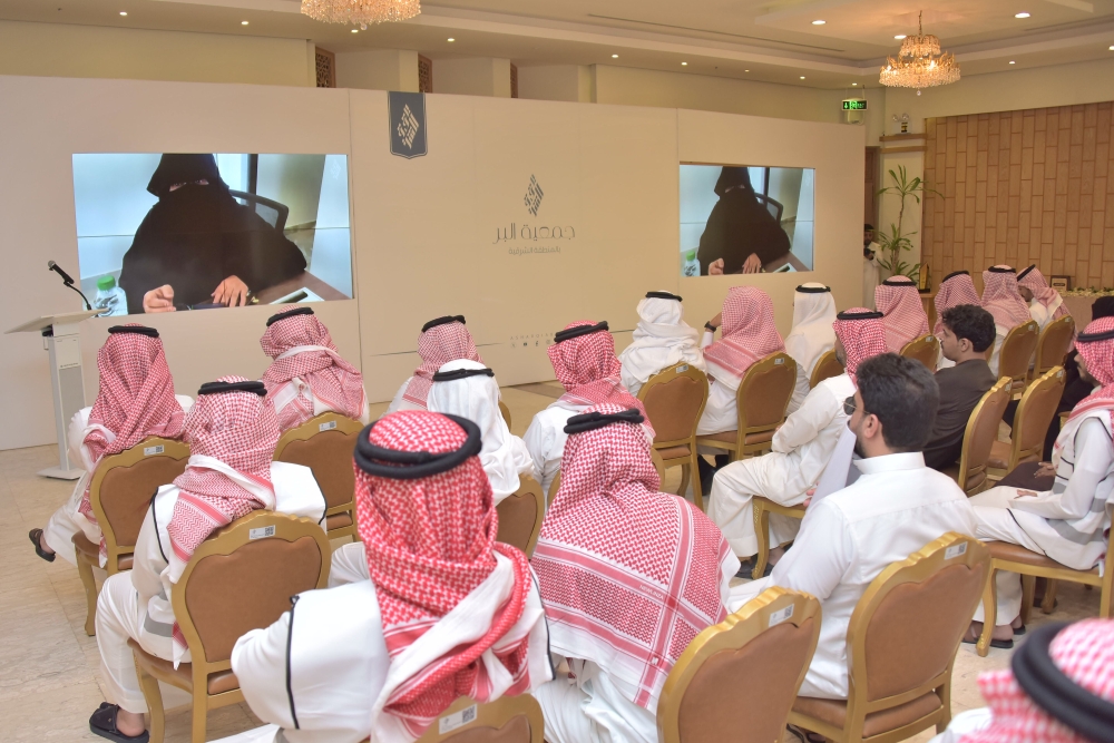 تسليم 20 وحدة سكنية وتأهيل 300 أسرة مجتمعياً بالشرقية
