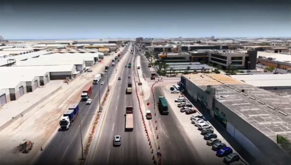 55 % إنجازًا في مشروع طريق الملك عبدالعزيز.. وتحسين حركة الشاحنات
