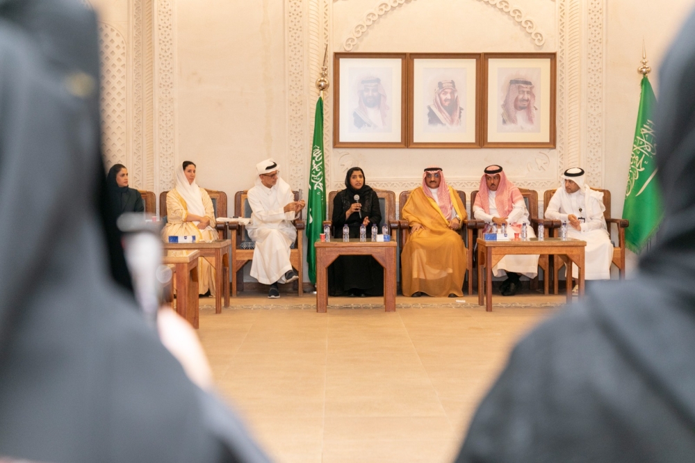 مبادرات جديدة لتمكين الحرفيين وتطوير الصناعات اليدوية في الأحساء 