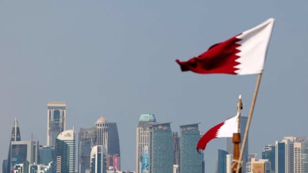 قطر: مستوى التهديد الأمني مرتفع وعلى الجميع البقاء في المنازل