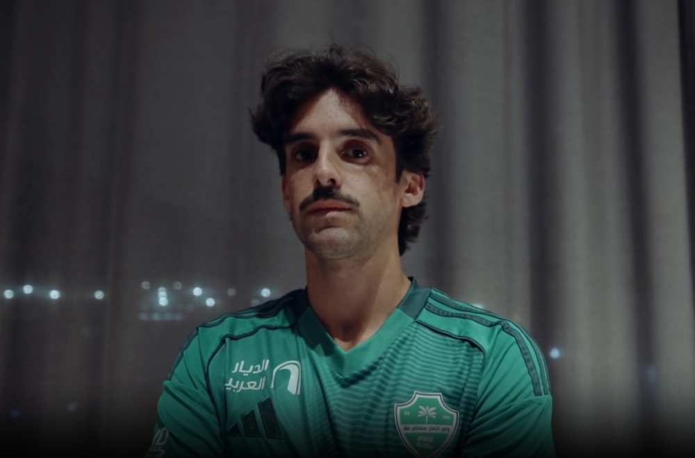 الأهلي يعلن التعاقد مع البرتغالي فرانسيسكو ترينكاو بعقد يمتد لأربعة مواسم