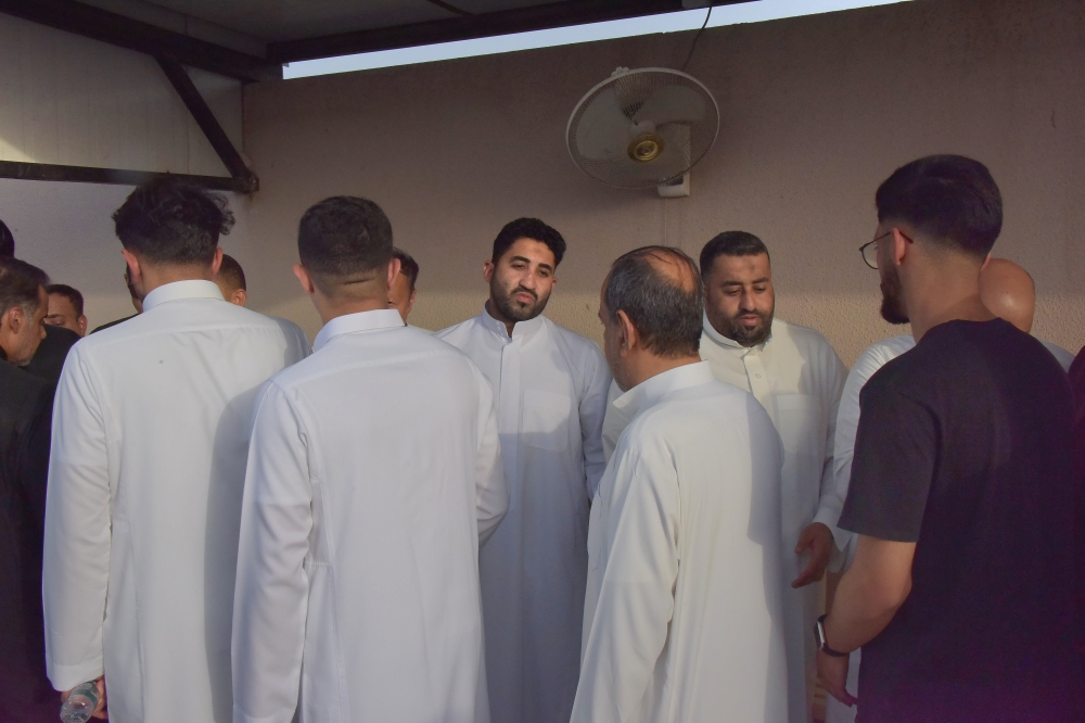 القطيف تودع طفلين توفيا اختناقًا بحريق شقة في 