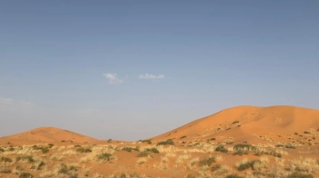 الحناتين.. تكوينات صحراوية خلابة بمحاذاة طريق رفحاء - حائل الجديد