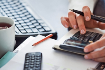 السعودية تستحوذ على 41% من قروض البنوك الخليجية بـ869 مليار دولار (اليوم)