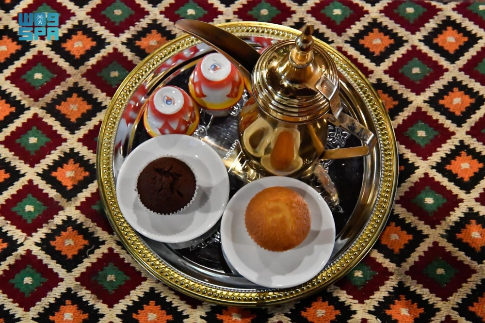 تحمل القهوة العربية مكانة استثنائية في الموروث السعودي