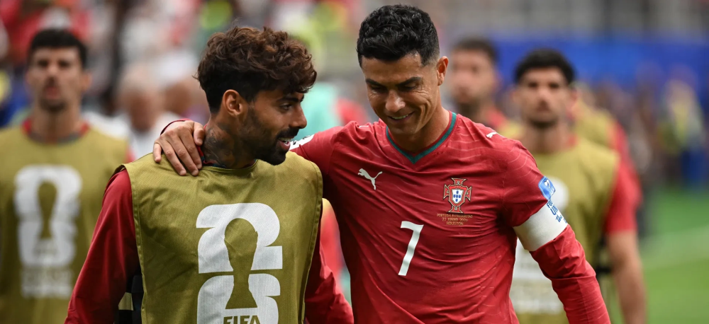 لماذا اختار النصر سامو كوستا؟ رونالدو أبرز الأسباب