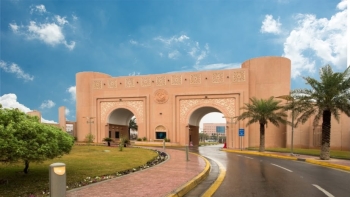 جامعة الملك فيصل تتيح 21 برنامجًا للدبلومات المهنية بالكلية التطبيقية