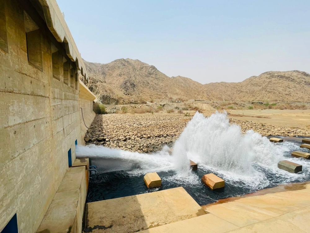 Wadi Qanuna 大壩洩水 700 萬立方米