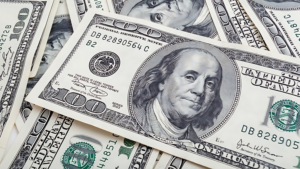 سعر الدولار مقابل الجنيه اليوم الخميس.. ارتفاع بالبنوك المصرية