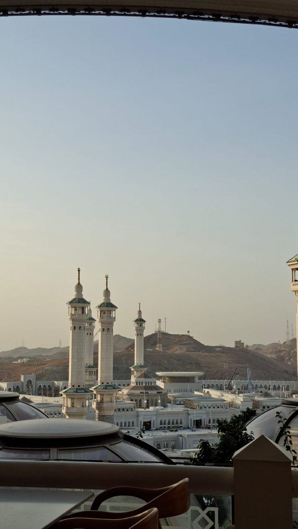 «اليوم» في مطل أبراج الساعة.. أجمل وأشرف إطلالة في العالم تثري تجربة ضيوف الرحمن - اليوم