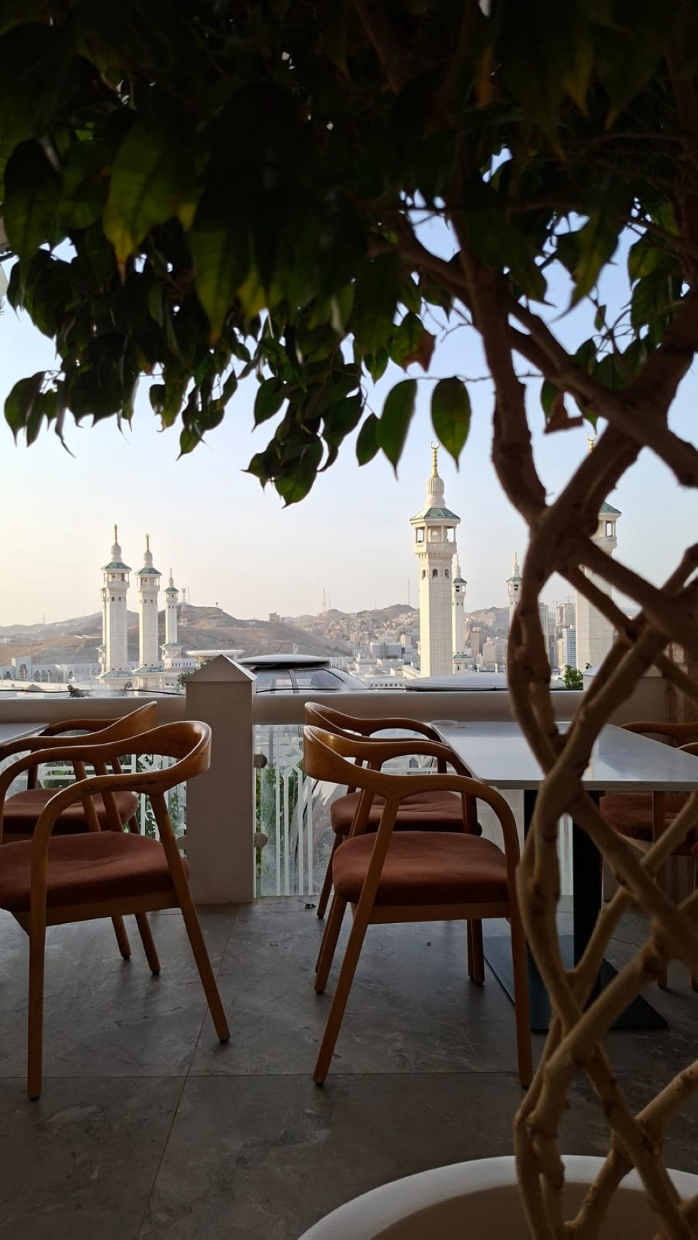 «اليوم» في مطل أبراج الساعة.. أجمل وأشرف إطلالة في العالم تثري تجربة ضيوف الرحمن - اليوم