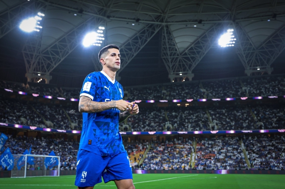 كانسيلو يكسر صمته بشأن أنباء معاقبته في الهلال