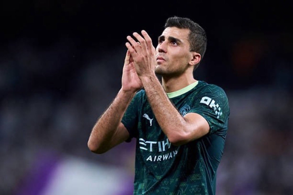 عاجل .. رودري يمنح موافقته لنادي برشلونة للتفاوض مع مانشستر سيتي