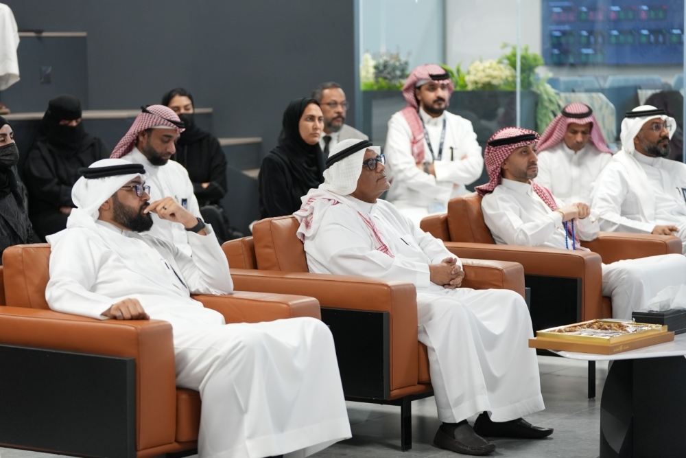 إطلاق غرفة متقدمة لمراقبة السحب 