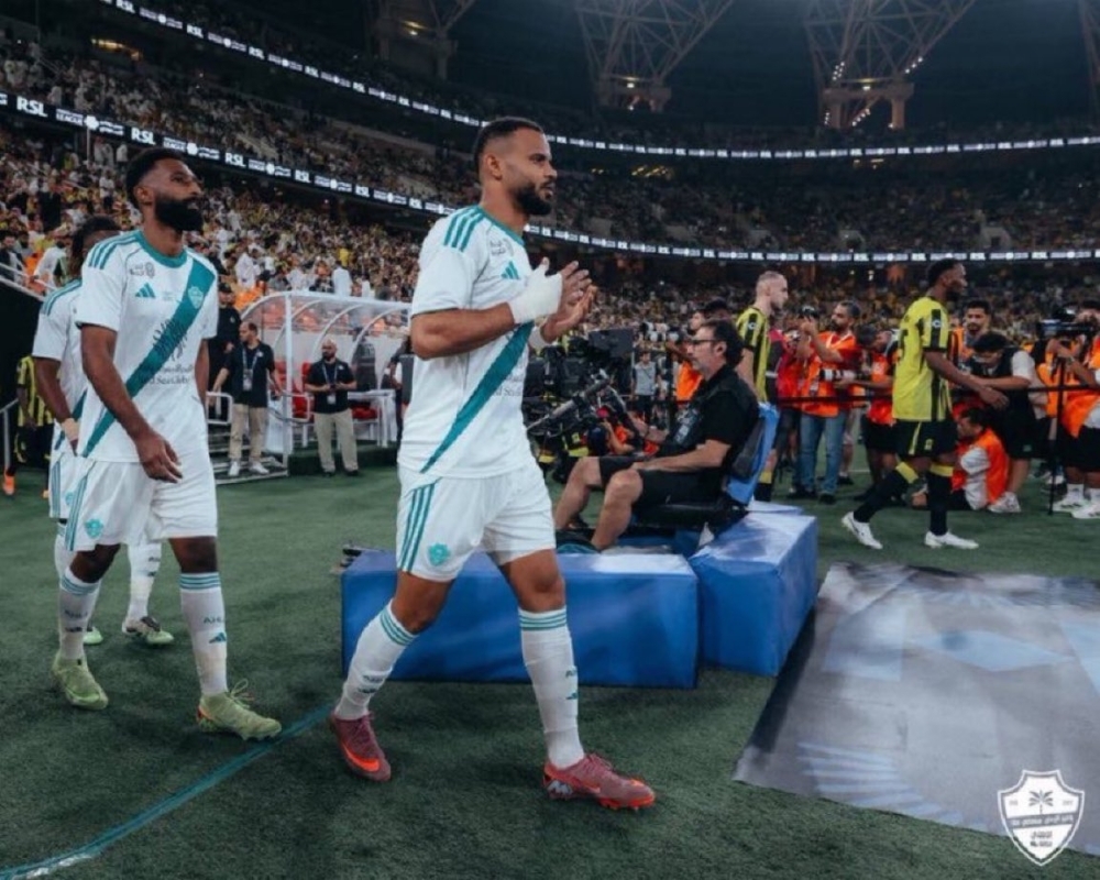 عاجل.. الأهلي يكشف سبب غياب علي مجرشي عن المشاركة مع الفريق في المباريات