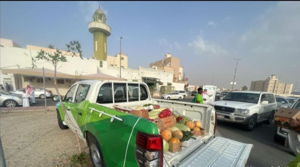 «البلديات والإسكان» تحدد 9 مواقع يُمنع فيها نشاط «التاجر المتنقل» - متداولة