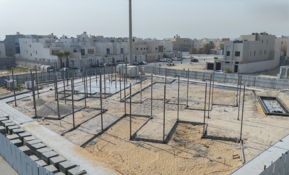 تنفيذ أعمال إنشاء حديقة جديدة بحي الشراع في الخبر - اليوم 