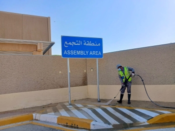قبيل عودة الطلاب.. تهيئة محيط المدارس في بقيق