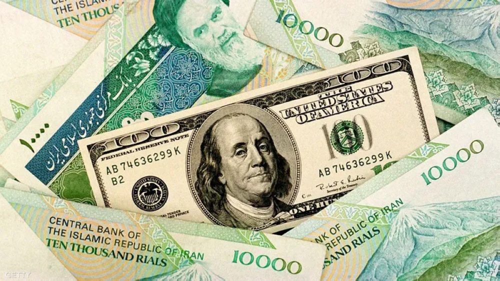 العملة الإيرانية تهبط لأدنى مستوى تاريخي مع تصاعد الضغط الاقتصادي