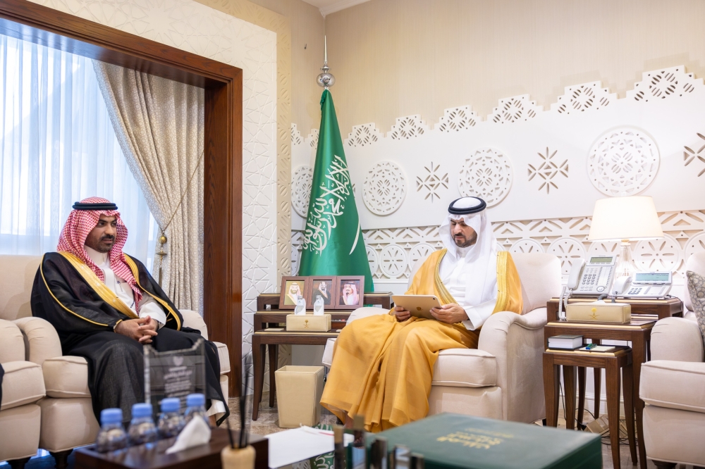 نائب أمير الشرقية يستقبل رئيس وأعضاء الجمعية السعودية للإعاقة السمعية