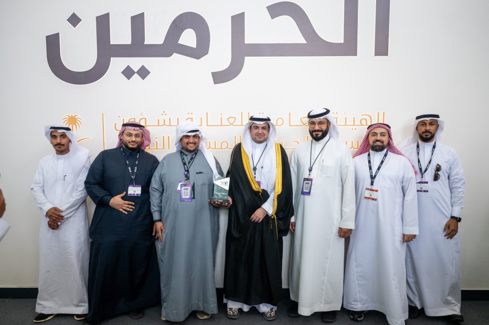 دقائق بدلًا من ساعتين.. التحول الرقمي يخفض انتظار خدمات التنقل بالحرم