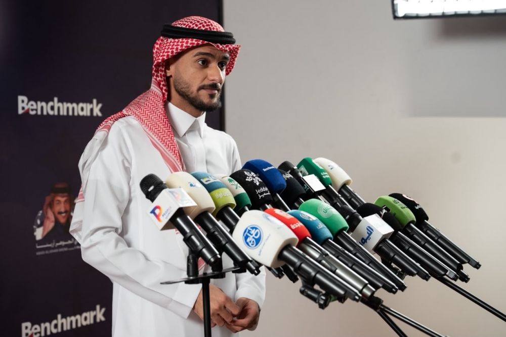 عايض: جمهور جدة أسطوري.. وأختار أغنياتي وفق تفاعل الحضور
