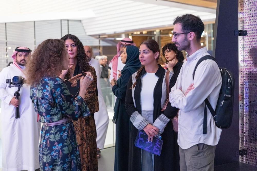 «استمرارية 26» يستعرض تجارب 16 فنانًا في فنون الوسائط الجديدة بالدرعية