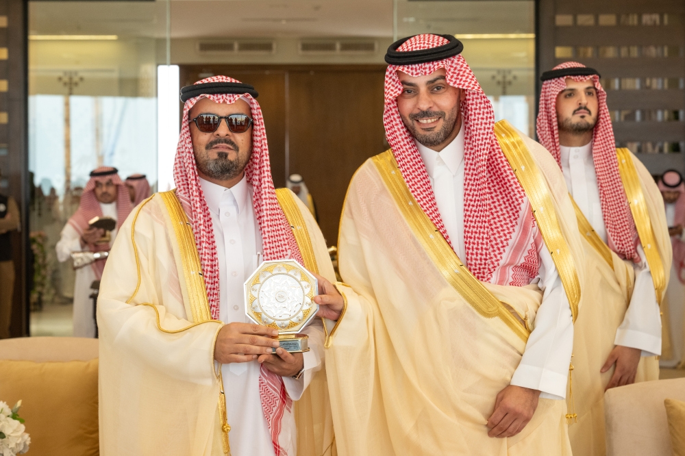 تحت رعاية سمو ولي العهد.. الأمير سعود بن مشعل يتوّج الفائزين في ختام مهرجان ولي العهد للهجن