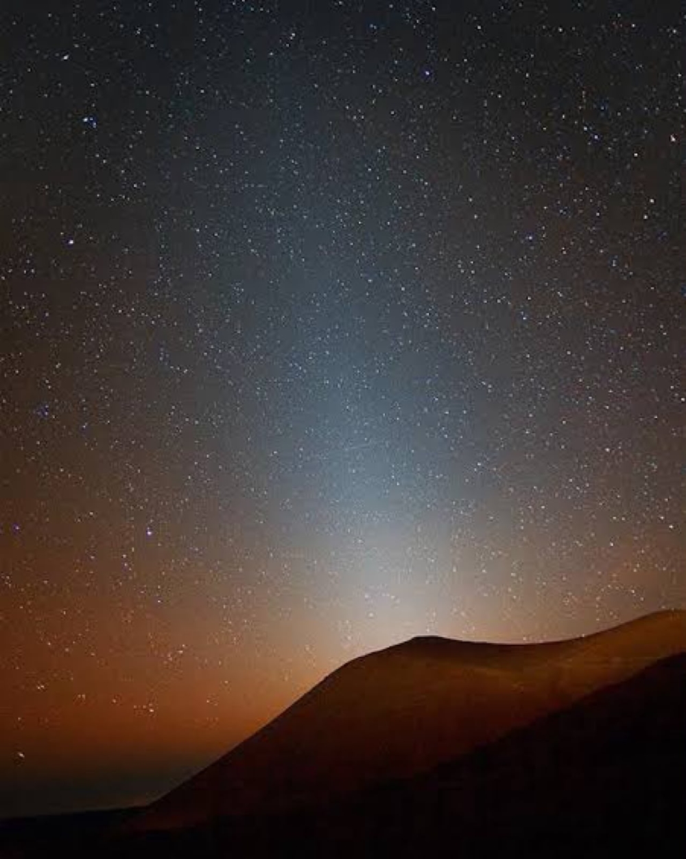 Astronomia de Jeddah: Antes do nascer do sol, a luz zodiacal adorna o céu de setembro… observá-la requer locais escuros