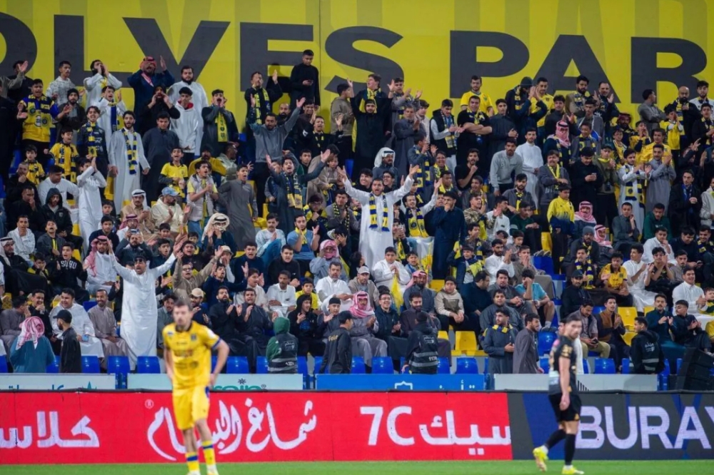 عاجل .. التعاون يُعاقب بمباراتين دون جمهور بسبب هتافات نيفيز