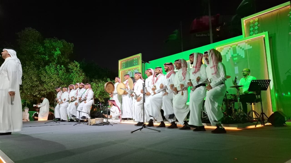 فنون المناطق تتألق في احتفالات اليوم الوطني بالظهران - اليوم
