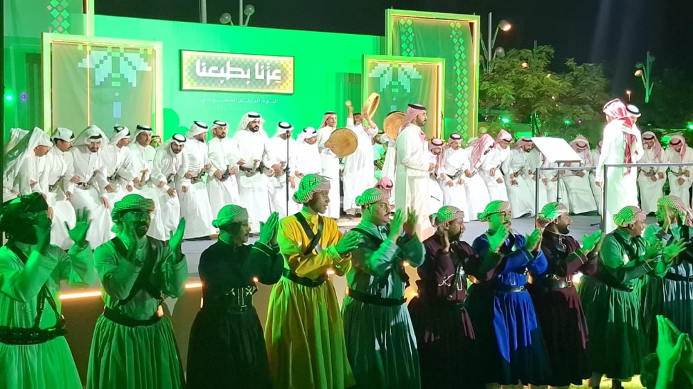 فنون المناطق تتألق في احتفالات اليوم الوطني بالظهران - اليوم
