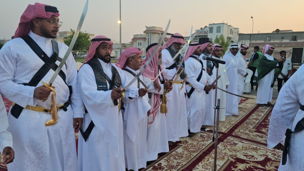 عرضة الحربي والسامري تطرب جمهور فعالية اليوم الوطني في صفوي - اليوم