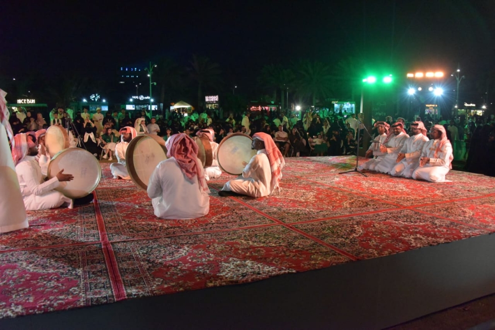 العرضة السعودية وفن السامري يتألقان في اليوم الوطني في الظهران - اليوم