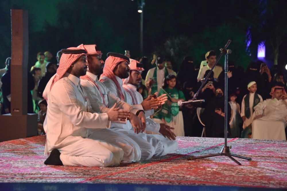 الظهران.. العرضة السعودية وفن السامري يتألقان في اليوم الوطني