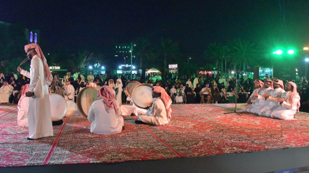 الظهران.. العرضة السعودية وفن السامري يتألقان في اليوم الوطني
