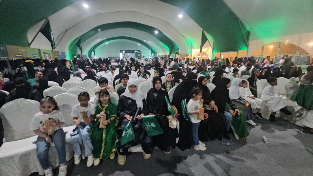 فيديو| بمساحة 1200 متر مربع.. خيمة فعاليات 