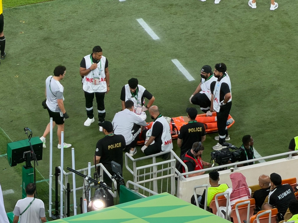 عاجل.. الكشف عن طبيعة إصابة نواف العقيدي في مباراة الأخضر والكويت