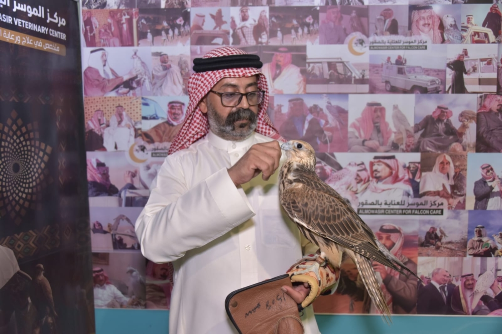 الصقور تحلّق في احتفالات اليوم الوطني بالدمام