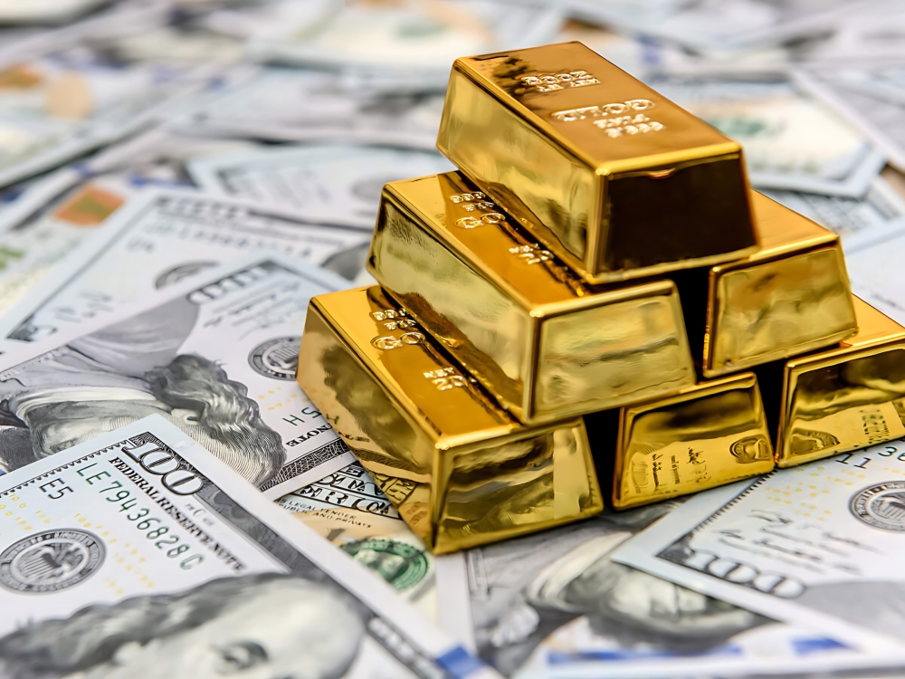 الذهب يتجه لانخفاض أسبوعي مع ارتفاع الدولار وتأثيرات الفائدة الأمريكية - (متداولة)