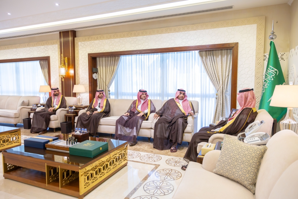 سمو نائب أمير المنطقة الشرقية يستقبل نائب وزير السياحة