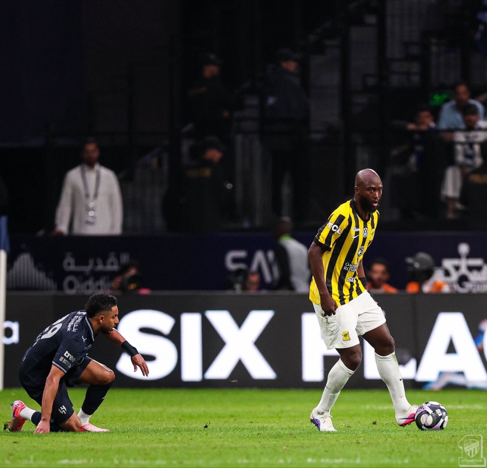 بالأسماء.. 3 لاعبين مهددين من الاتحاد بالغياب أمام الهلال