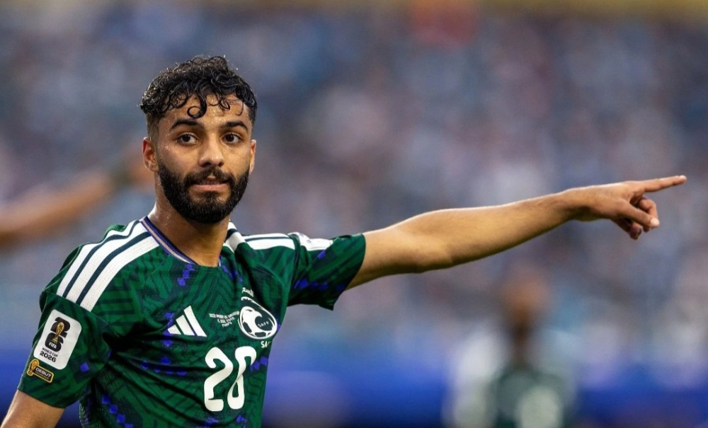 دونيس: عانينا من بعض المشاكل قبل مباراة قطر.. وأبو الشامات شعر بالإرهاق