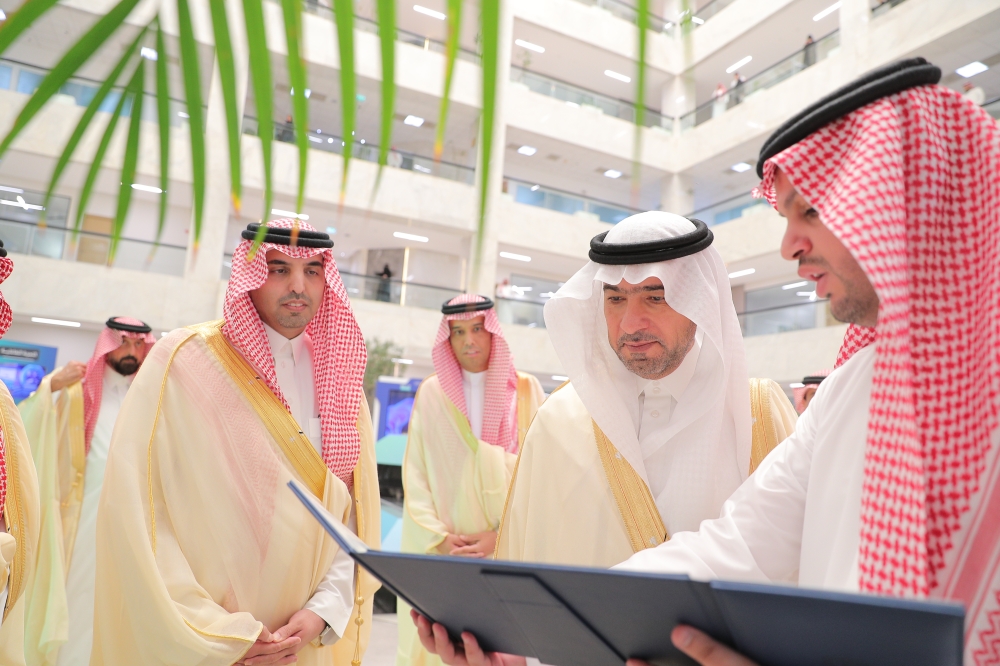 6 أجنحة متنوعة..