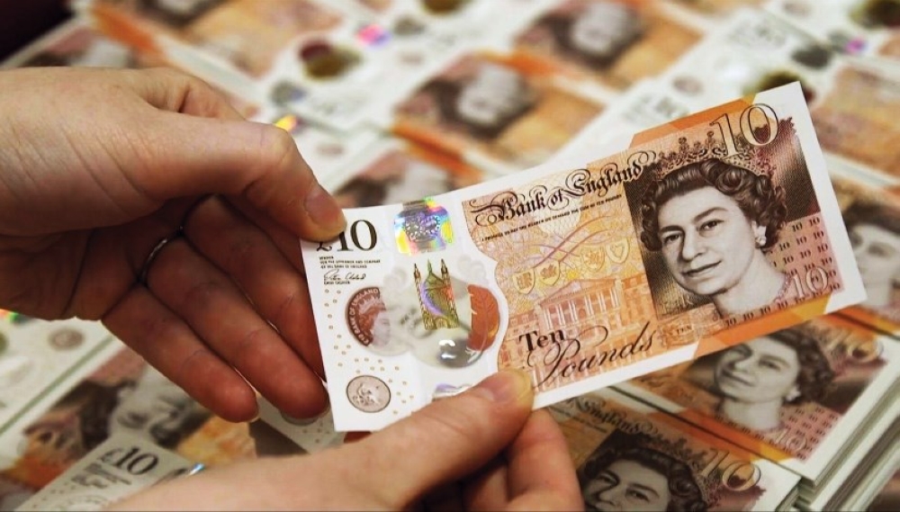 أحدث سعر للجنيه الإسترليني مقابل الدولار واليورو - وكالات