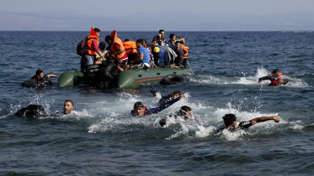 إنقاذ 118 مهاجرًا قبالة سواحل جزيرة كريت اليونانية - أرشيفية Greece Migrants