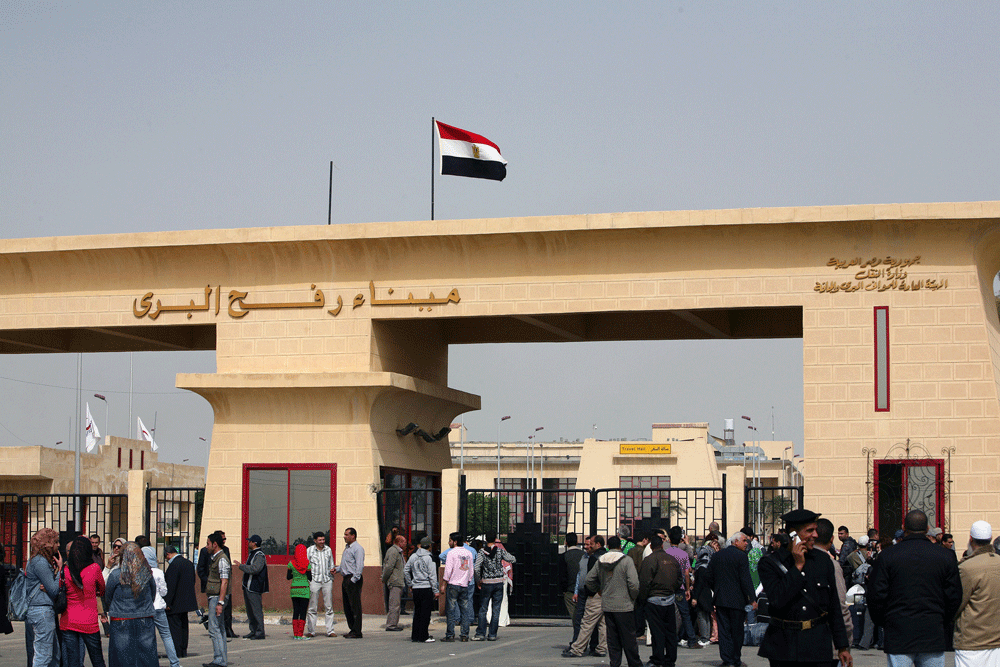 مصر تفتح معبر رفح الحدودي مع غزة لمدة 3 أيام