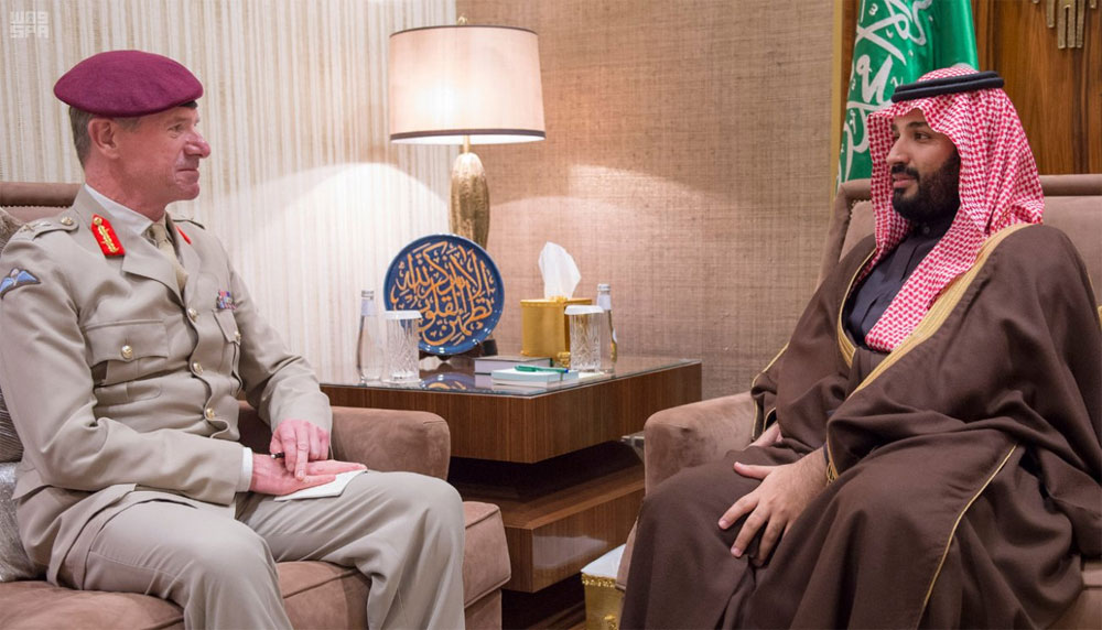 ولي ولي العهد يلتقي كبير المستشارين العسكريين لشؤون الشرق الأوسط بوزارة الدفاع البريطانية ويبحثان التعاون الثنائي ومستجدات المنطقة
