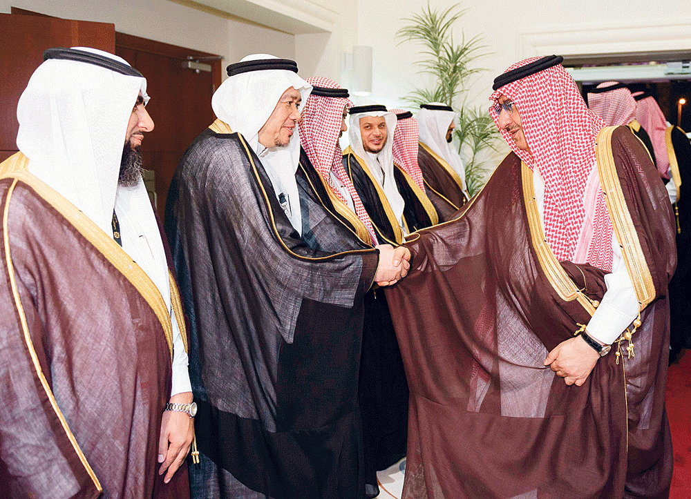 ولي العهد لدى وصوله الي جامعة طيبة لتدشين الملتقى ( واس )